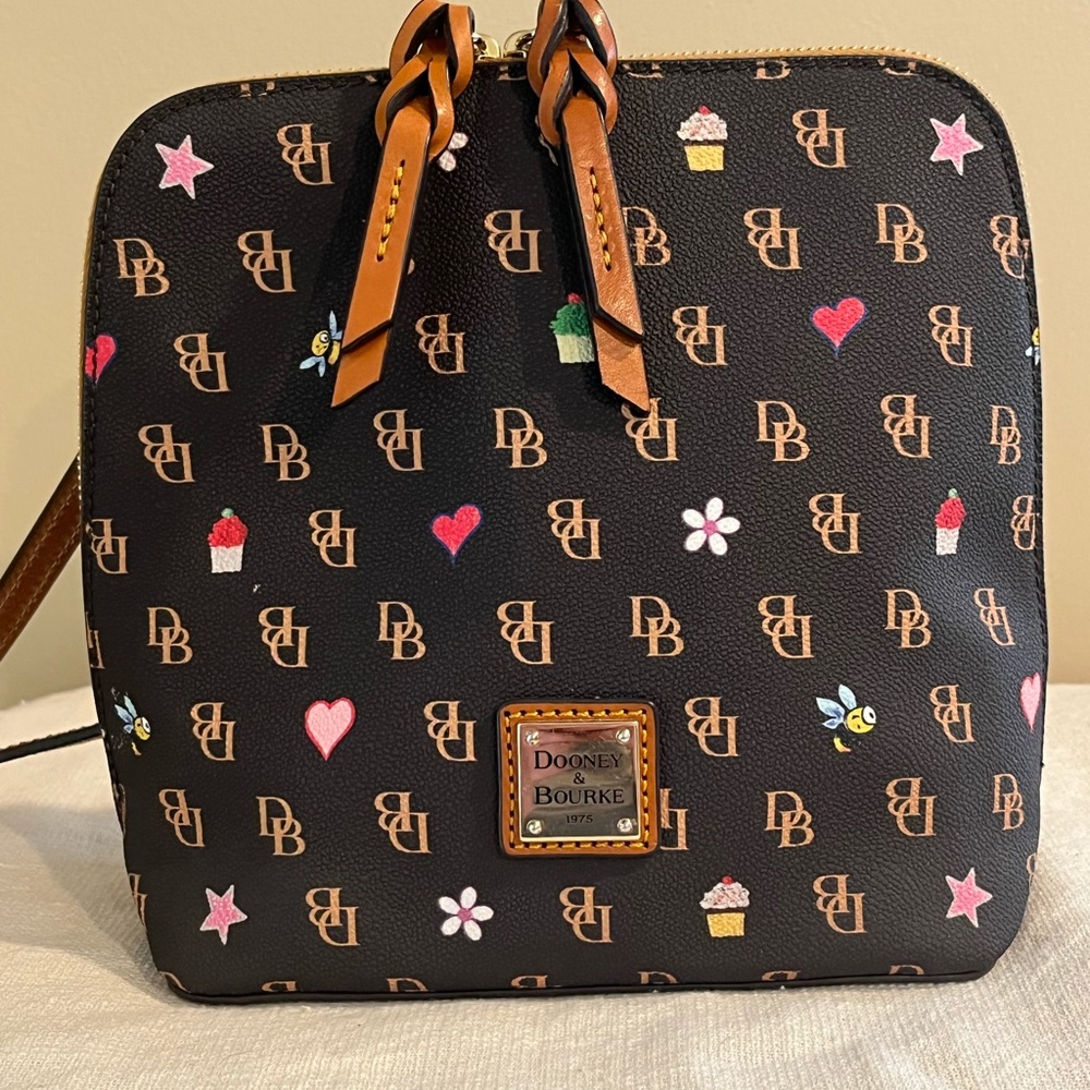Dooney & Bourke Gretta Novelty Trixie! EUC!